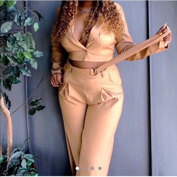 Camel brown two piece set - Picture 1 of 4